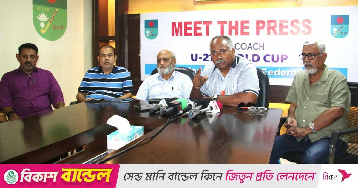 বিশ্বকাপে লড়াকু মানসিকতা দেখাতে চান ডাচ কোচ