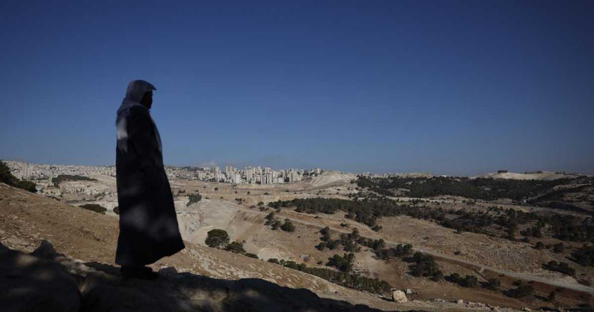 যেভাবে ফিলিস্তিন রাষ্ট্র প্রতিষ্ঠার স্বপ্ন দাফন করছে ইসরায়েল?