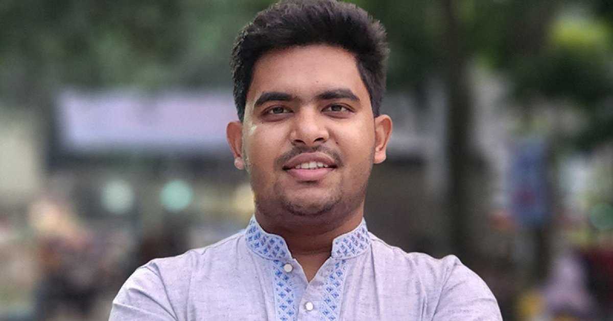 শিক্ষার্থী হয়ে গেলেন স্কুল সভাপতি, ক্লাসে ঢুকে পেটালেন অর্ধশত ছাত্র-ছাত্রীকে